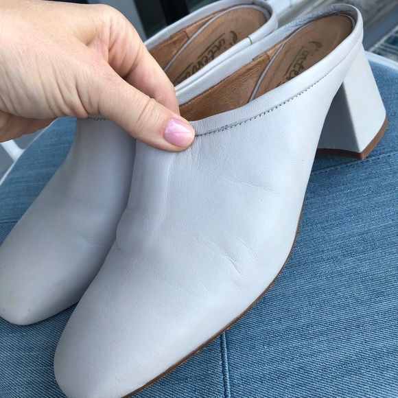 Classic grey leather Mules - Picture 4 of 9